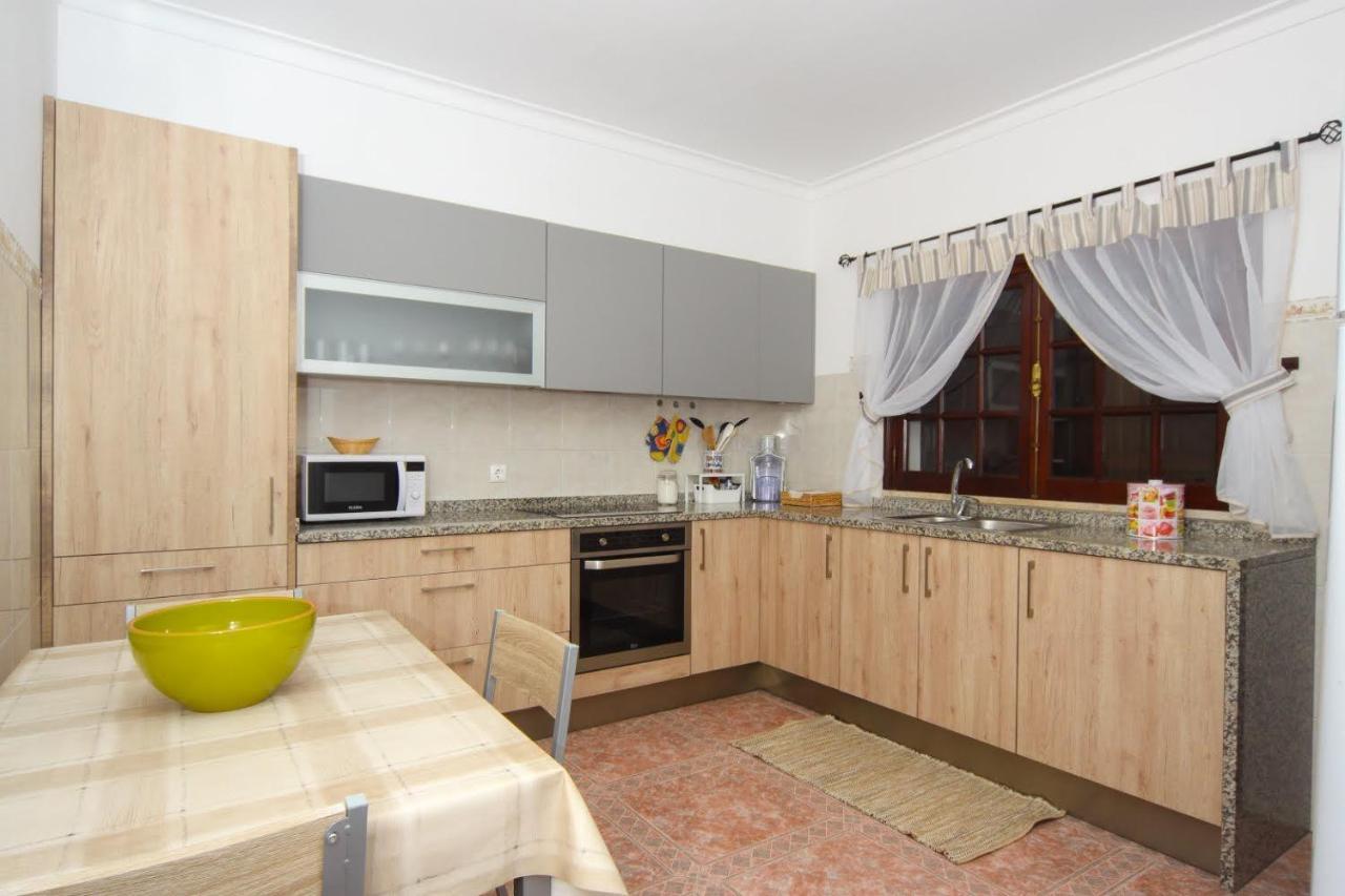 West Coast Dream Nazare Villa Bagian luar foto
